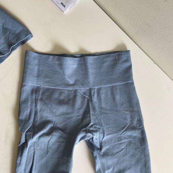 Set Active Workout Set - M - Picture 2 of 6